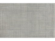 Fußmatte mit grauen und braunen Linien in rechteckigen Formen