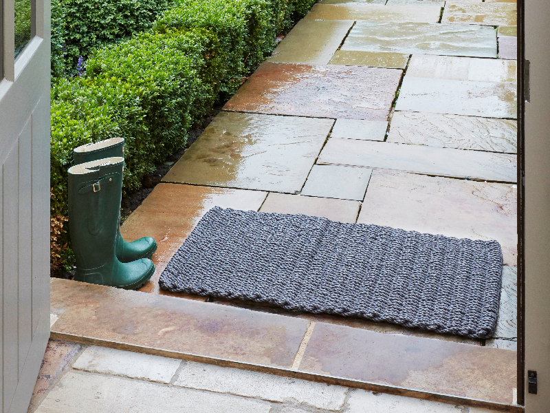 Graue Fußmatte Outdoor