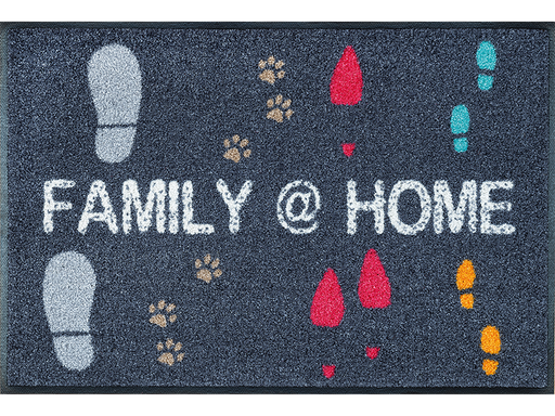 graue Fußmatte mit Schuhabdrücken und Schriftzug "FAMILY @ HOME"