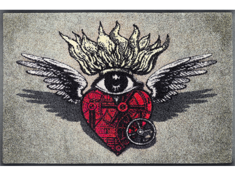 Fußmatte mit Herz und Flügeln