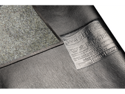 Rückenansicht der Fußmatte mit Herz und Flügeln