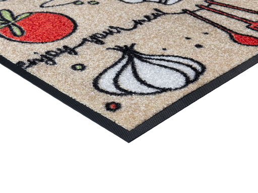 Eckansicht der Fußmatte für die Küche mit Küchenutensilien