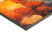 Eckansicht der Fußmatte mit herbstlich, buntem Wald