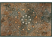 Braune Fußmatte mit Mandala in der Mitte