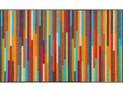 Fußmatte mit bunten Streifen