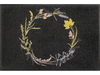 Fußmatte mit Trockenblumen im Kreis