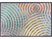 Fußmatte mit bunten Kreisformen