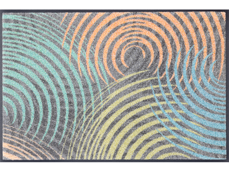 Fußmatte mit bunten Kreisformen