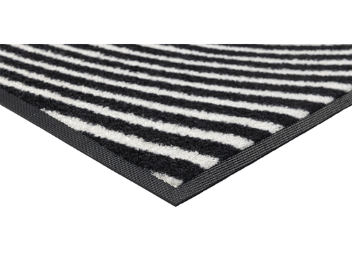 Eckansicht der Fußmatte mit Herz in 3D Optik