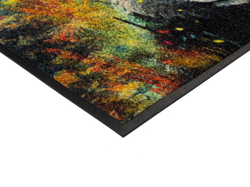 Eckansicht der Fußmatte mit Pandabär und buten Farben