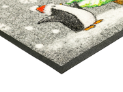 Eckansicht der Fußmatte mit Eisbär und Pinguinen