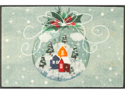 Fußmatte mit winterlicher Weihnachtskugel