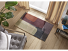 Fußmatte mit bunten Formen im Wohnbereich