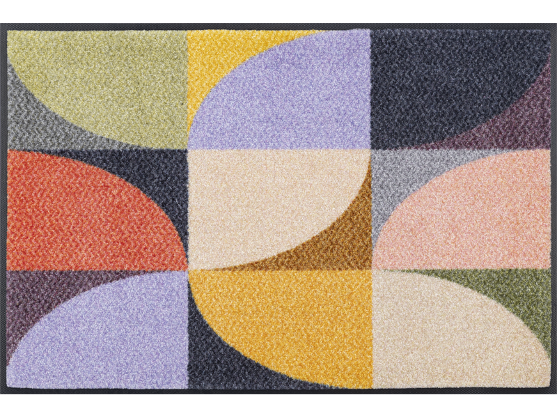 Fußmatte mit bunten Farben