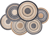 Fußmatte in Sonderform mit naturfarbenen Kreisen