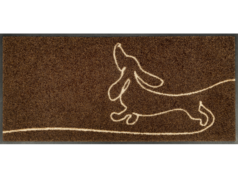 braune Fußmatte mit liniengezeichnetem Dackel-Hund