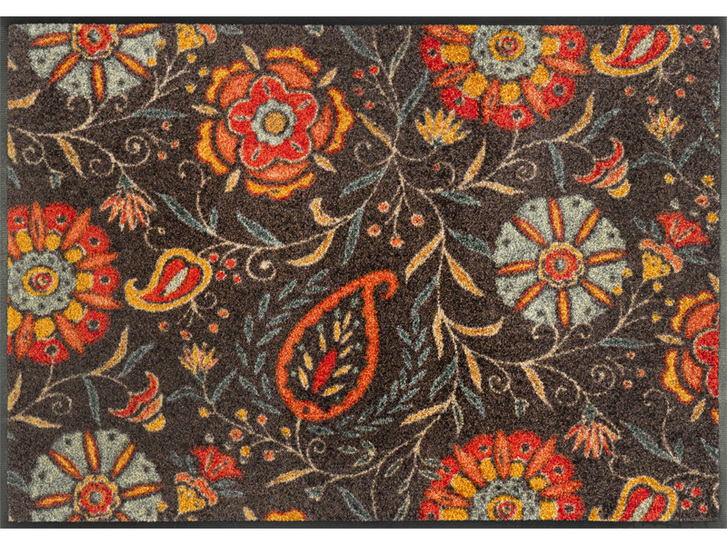 Fußmatte mit orangen floralen Ornamenten