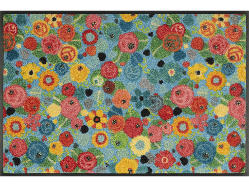 Fußmatte mit bunten Blumen und Rosenblättern