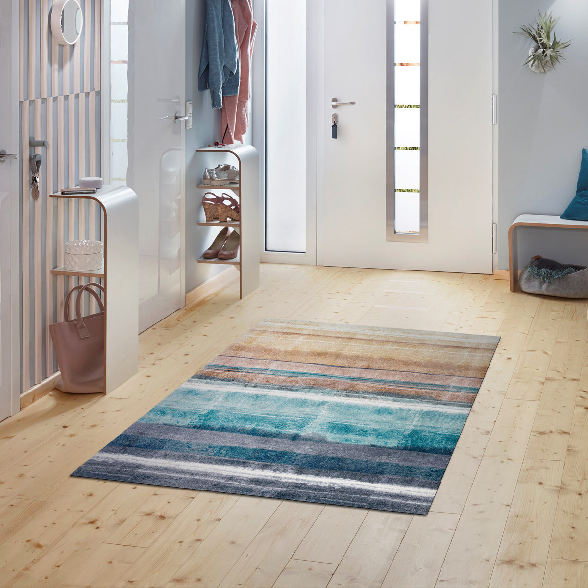 Here you will find the 10 best reasons for a wash+dry decor mat: