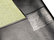 Rückenansicht der Fußmatte mit Alpenblumen-Motiv