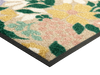 Eckansicht der Fußmatte mit Blumen und Schriftzug "Hier wohnt das Glück"