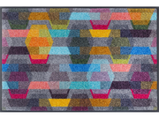 Fußmatte mit buntem geometrischem Muster