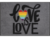 Fußmatte mit Schrift "Love ist Love" und Regenbogen-Herz