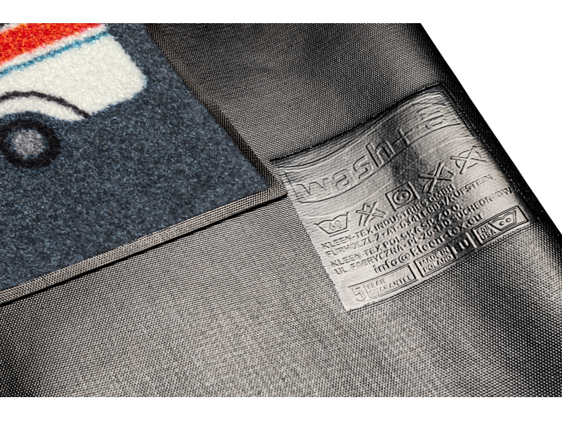 Rückenansicht der Fußmatte mit Wohnwagen