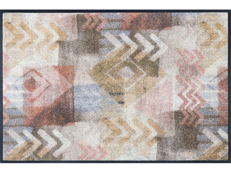 Fußmatte mit Pfeilen und Rauten Muster