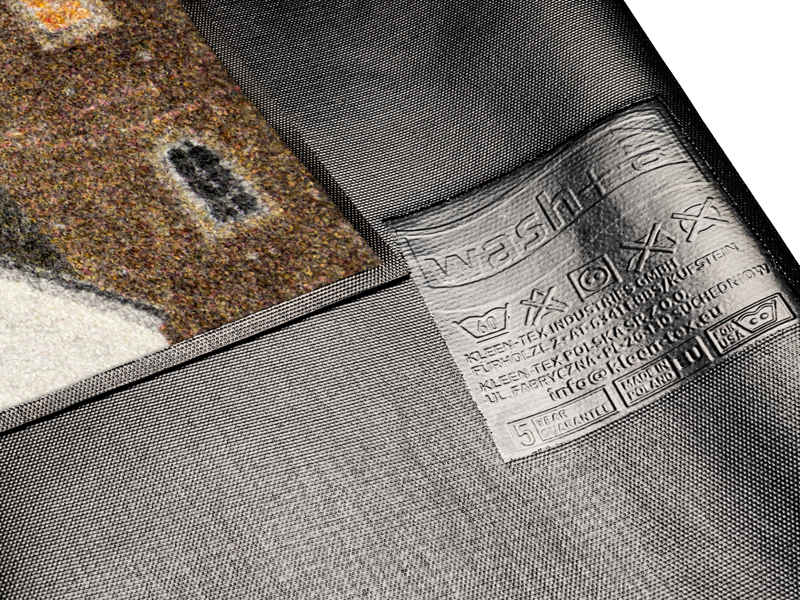 Rückenansicht der Fußmatte mit Reihenhäusern in grauen Farben